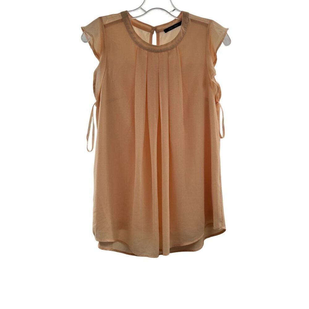 Doe & Rae Women's Pleated Front Blouse Peach Keyhole Back Size Small